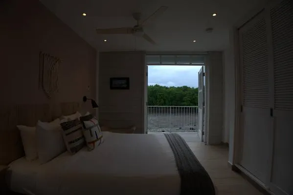 Upscale 1BR w/ Balcony & AC in Panama