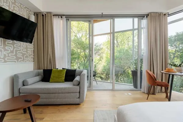 Fabulous Loft w/ Balcony in Roma Norte