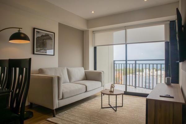 Beautiful 3BR w/ Balcony in San Isidro