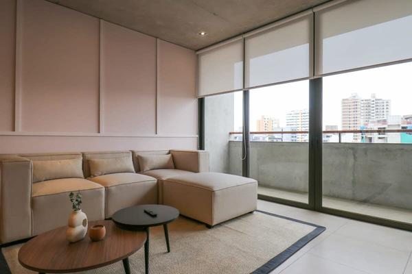 Picturesque 2BR with Balcony in Miraflores