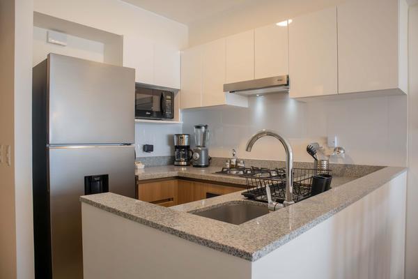 Beautiful 3BR w/ Balcony in San Isidro