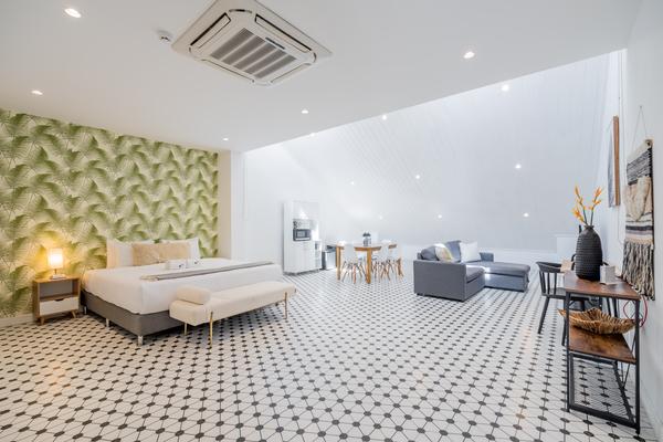 Sunny Loft in Plaza Catedral