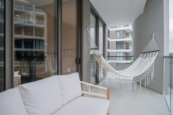 Minimalist 1BR Amazing View in Morros Eos