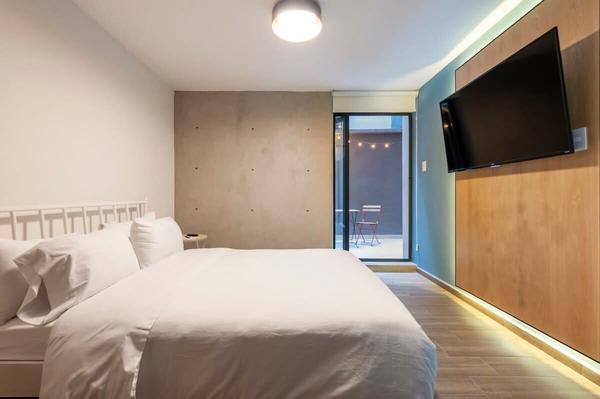 Stylish 2BR w/ Terrace in Parque España