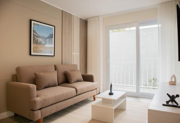 Stylish 1BR Apartment w/ Pool in Barranco