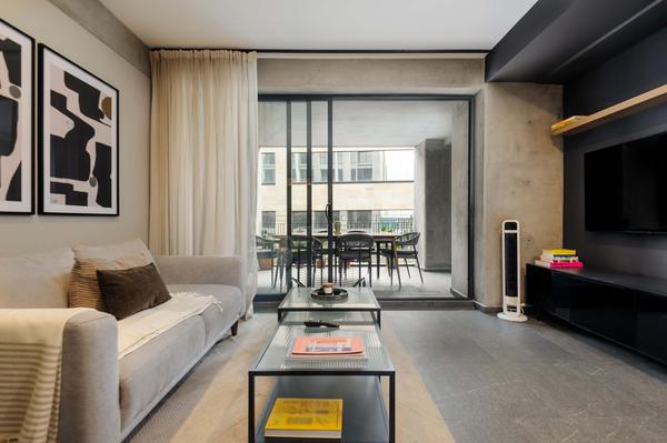 Engaging 1BR w/ Terrace in Tabacalera