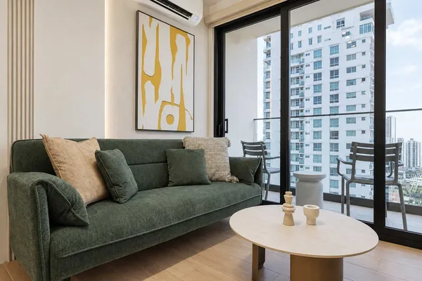 Fantastic 2BR w/ Balcony in San Francisco
