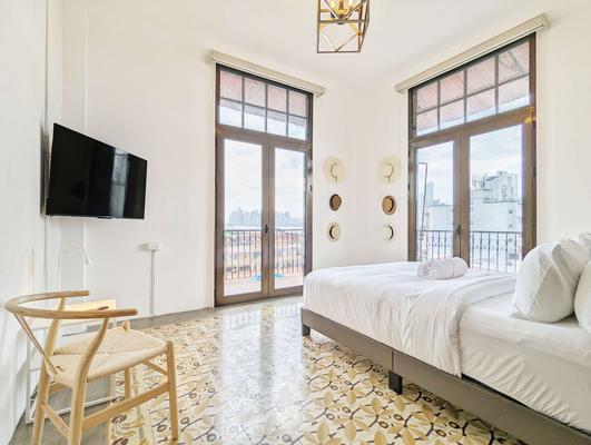 Stylish & Cozy 3BR w/ Balcony in Casco Viejo