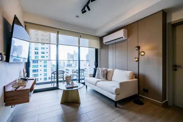 Charming 2BR w/ Balcony & AC in San Francisco