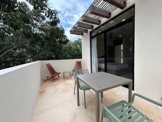 Cozy 2BR with Private Lovely Terrace