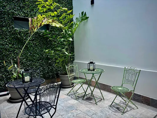 Stunning Room in Boutique Hotel w/ Lush Patio