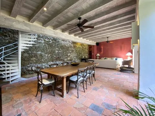 Engaging 4BR Colonial Villa w/ AC in Cartagena
