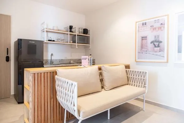 Pristine 2BR w/ Lovely Terrace in Bocagrande