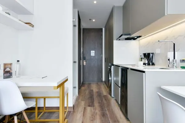 Premium Loft w/ Balcony near Parque 93