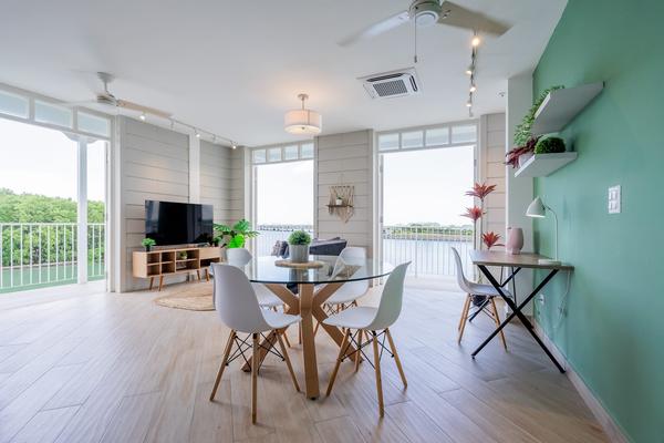 Versatile 1BR w/ Balcony in Panama