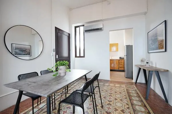 Furnished 2BR with Balcony in Casco Viejo