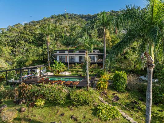 Modern Villa w/ Oceanview Terrace & Infinity Pool Access