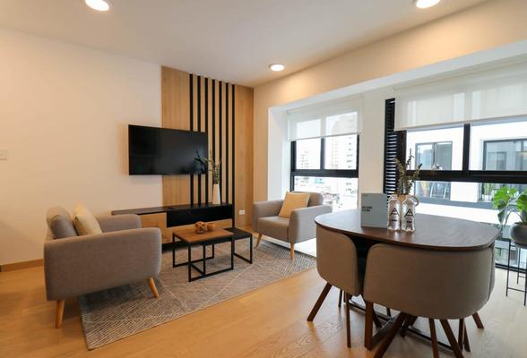 Executive 1BR Duplex in Miraflores