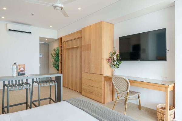 Warm & Welcoming 1BR w/ Scenic Views and Pool