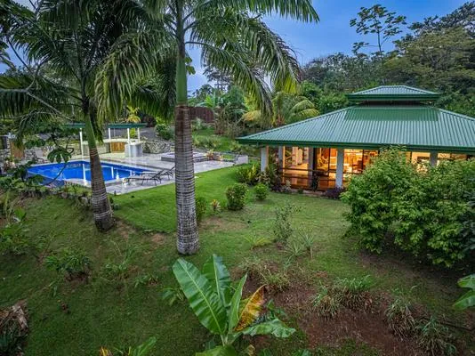 Luxury 3BR Rainforest Villa w/ Oceanview Pool