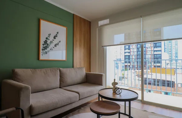 Curated Urban 2BR w/ Balcony in Miraflores