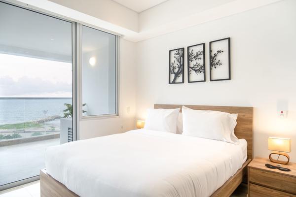 Bright Loft w/ Ocean View in Crespo