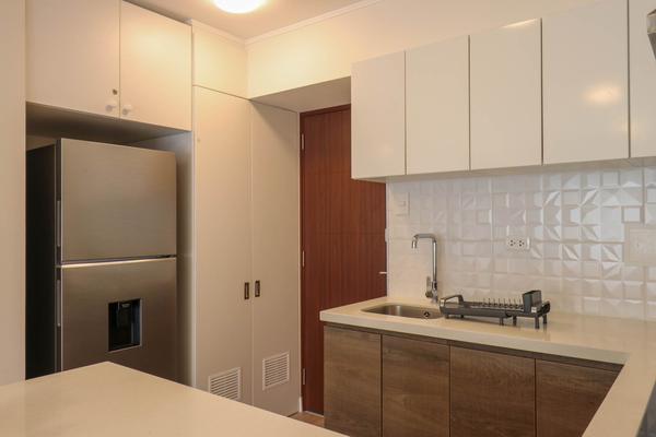 Stylish 1BR w/ Balcony in Trendy Barranco