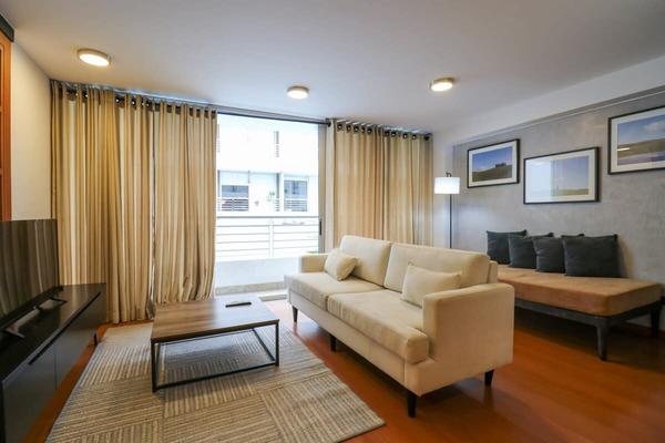 Art Deco 1BR with Pool View in Barranco