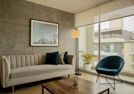 Great 3BR Duplex with Terrace in Miraflores