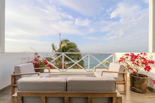 Fantastic Duplex with Spectacular Ocean View