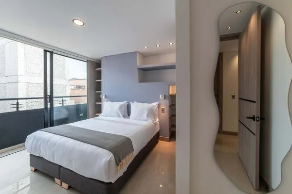 Elegant 3BR w/ Outdoor Balcony in Medellin