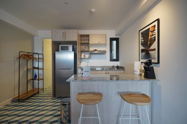 Charming Loft in Santa Ana