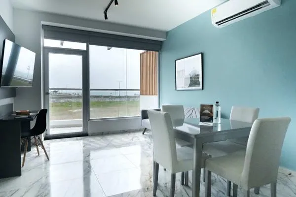 Lovely 2BR w/ Balcony  near Ciudad Amurallada