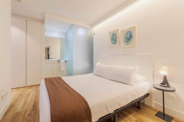 Lovely 2BR at Palacio Real