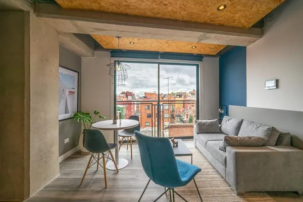 Vibrant 1BR In Zona G