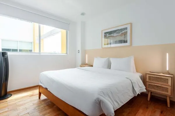 Compelling 2BR Duplex w/ Balcony in Condesa