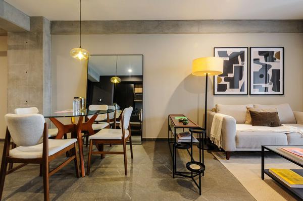 Engaging 1BR w/ Terrace in Tabacalera