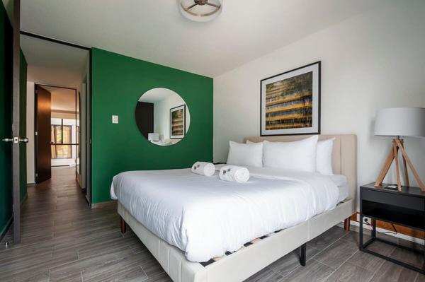 Unique 2BR in Parque España