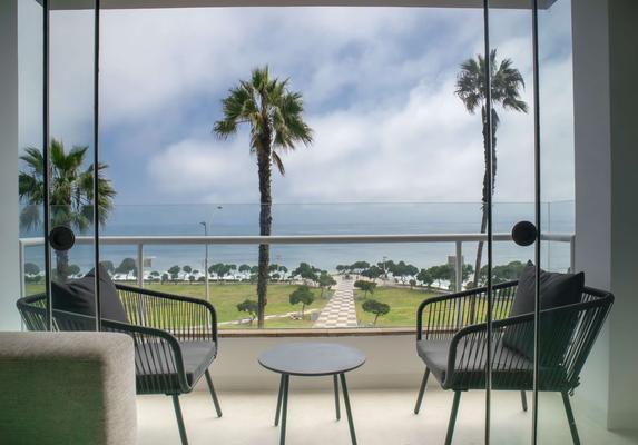 Beautiful 3BR with Seaview in Miraflores