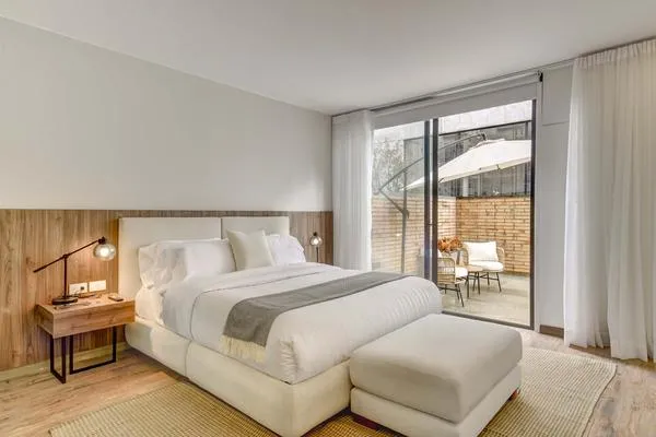 Deluxe 1BR Duplex w/ Terrace near El Virrey
