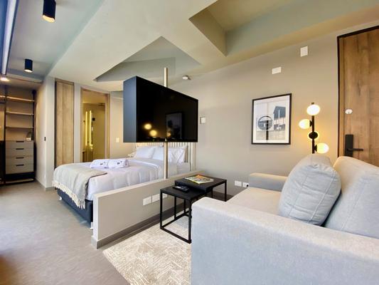 Artistic Loft in Unique Building