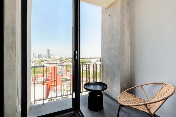 Nest-Style 1BR in Lively Tabacalera