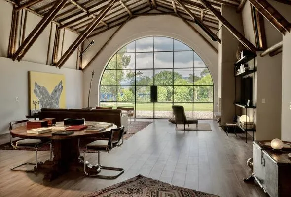 Resplendent House with Moder Deco in Tabio