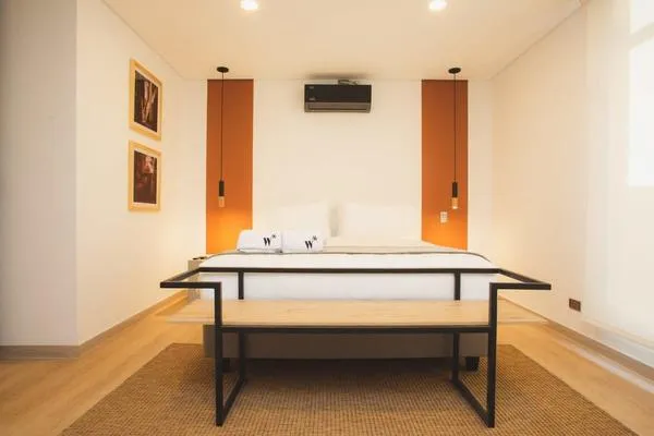 Beautiful 3BR w/ Terrace n' AC in Laureles