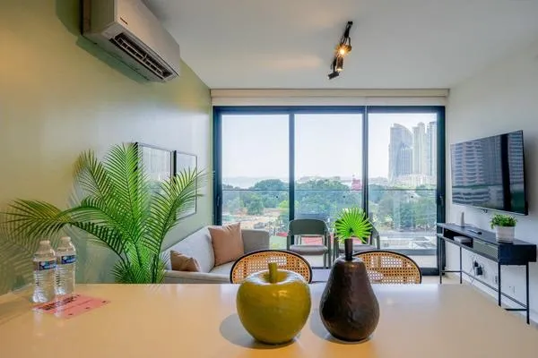 Polished 1BR in San Francisco w/ Balcony View