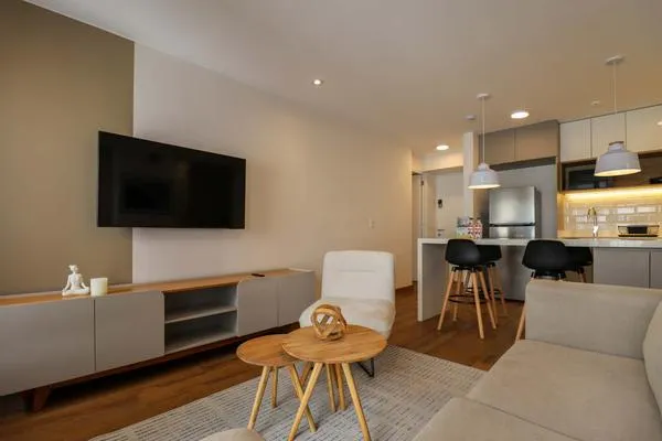 Amazing and Cozy 2BR w/ Balcony in Miraflores