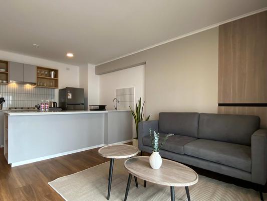 Modern & Bright 2BR w/ Balcony in Miraflores
