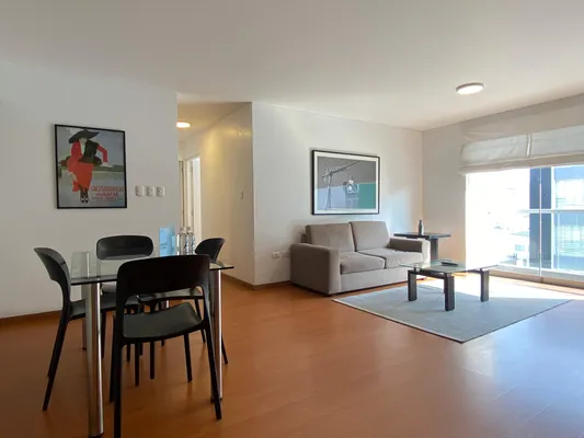 Sleek 2BR in Iconic Miraflores