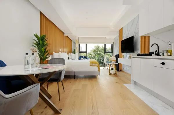 Incredible Roma Lofts, Some w/ Balcony