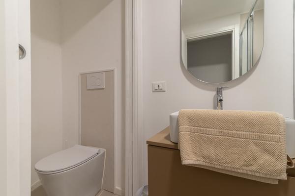 Sophisticated 3BR w/ AC near Milan Center